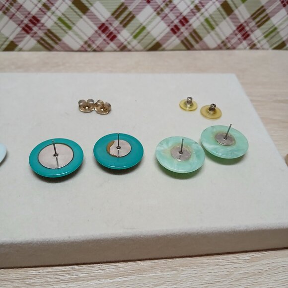 Set of 3 Pair Vintage Fashion Jewelry Plastic/Metal Turquoise/Green Costume #70W - Picture 11 of 15